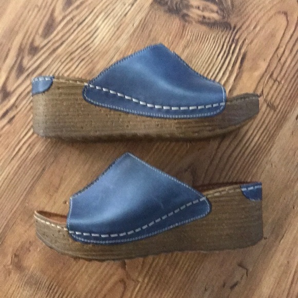 V Italia Shoes - V Italia Wedge Sandals